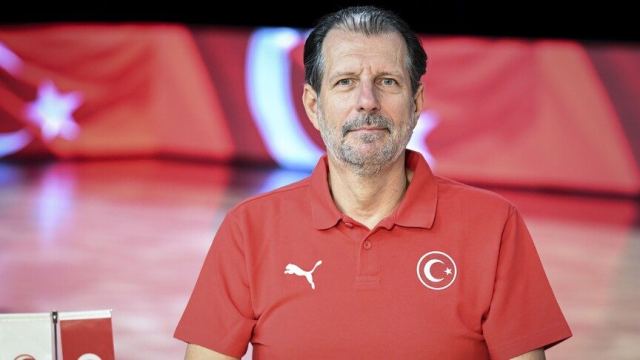 A Milli Kadın Basketbol Takımı'nda başantrenör Mazzon ile yollar ayrıldı