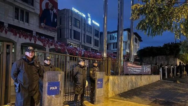 Eyüpsultan Belediye Başkanı Özmen ve 12 Şüpheli Tutuklandı