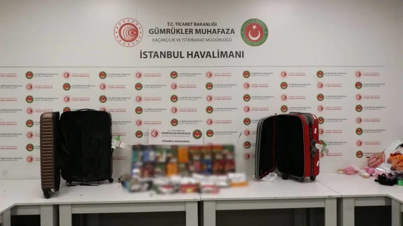 İstanbul Havalimanı'nda Kokain Operasyonları: 34 Kilo Ele Geçirildi