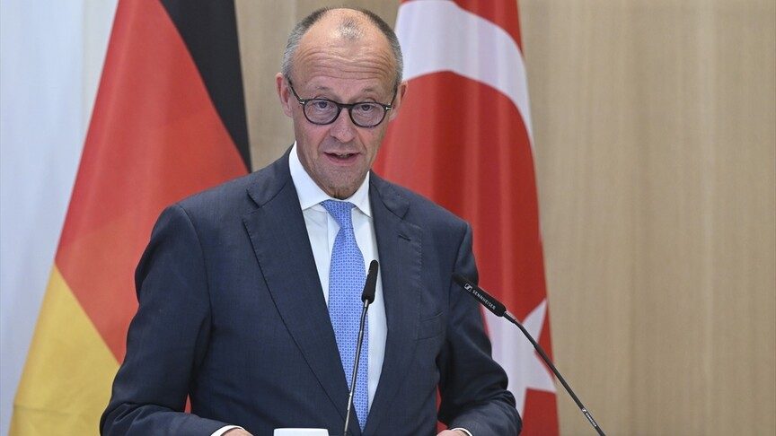 Merz: Türkiye'den gelen göç Almanya'yı zenginleştirdi