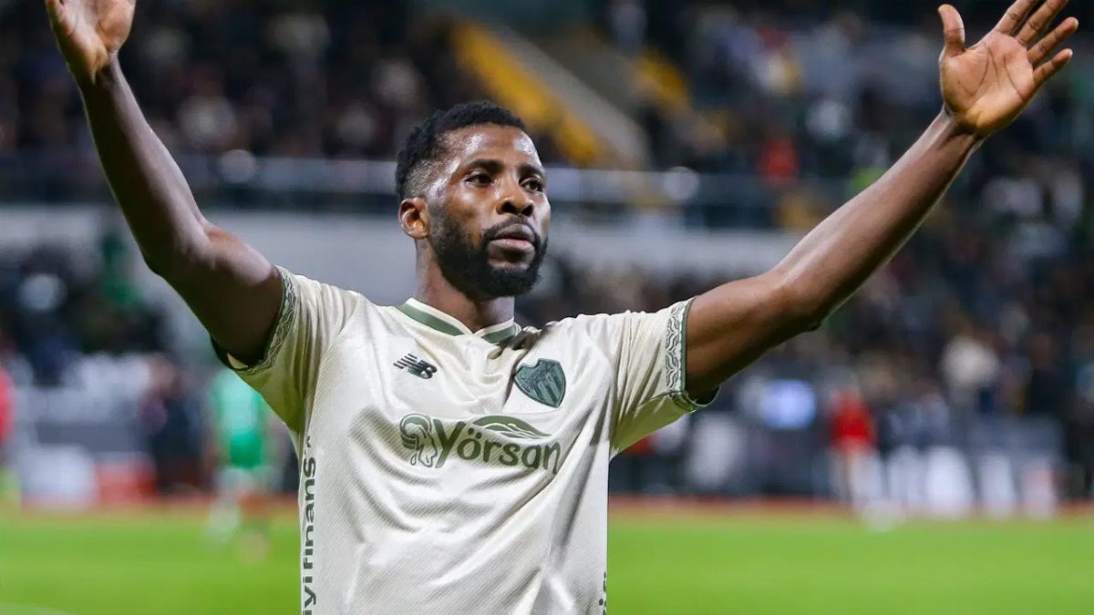 Kelechi Iheanacho, Metin Oktay'ın Rekorunu Kırdı