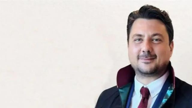 Serhat Sökmen İzmir Barosu Başkanı oldu