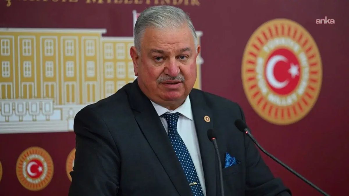 Yeniden Refah Partisi'nde Doğan Bekin, Fatih Erbakan'a çağrı yaptı