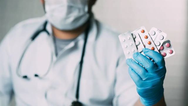 Sinüzit ve Soğuk Algınlığı İçin Antibiyotik Kullanımına Uyarı