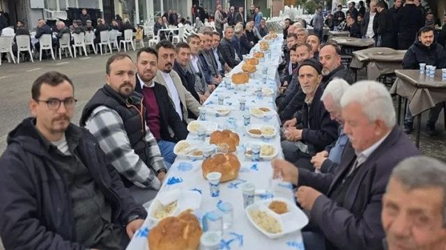 İnegöl'deki etkinlikte tavuklu pilav hastanelik etti