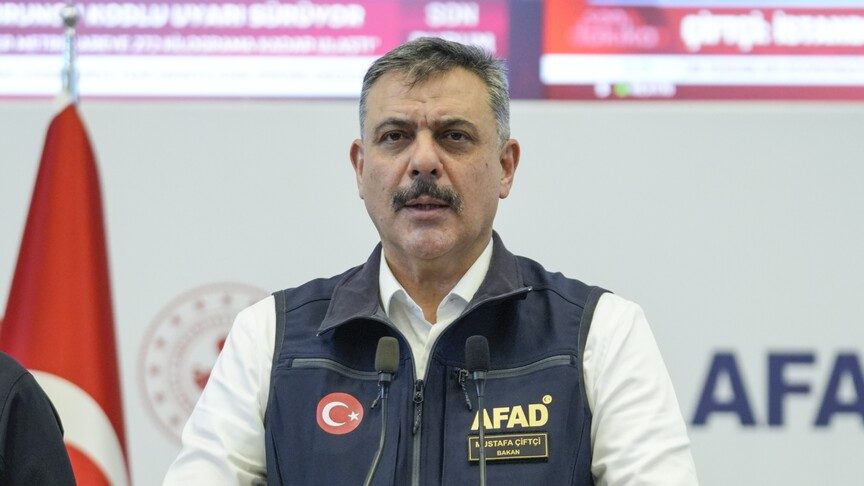 İçişleri Bakanı Çiftçi sel ve su taşkınları için uyardı