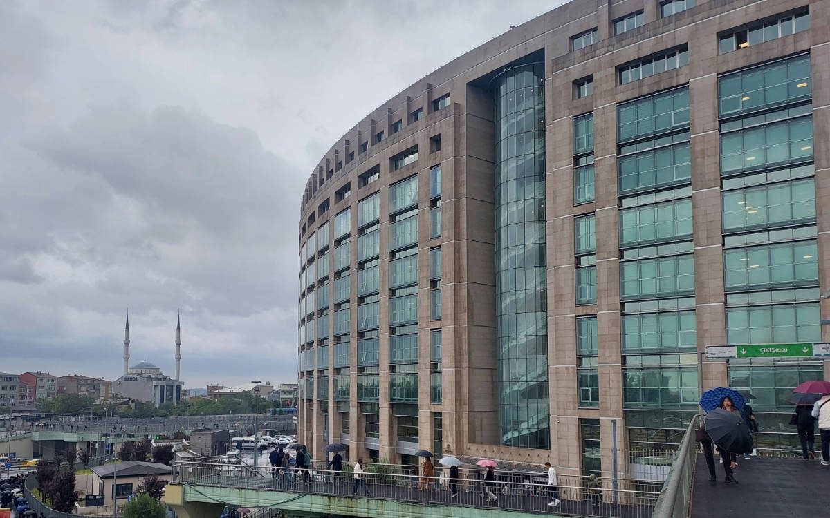 İstanbul'da Fon Yolsuzluğu Kapsamında 31 Gözaltı Kararı