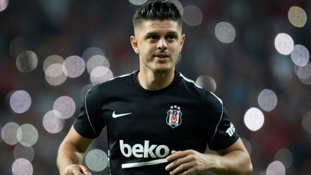 Milot Rashica'nın sağ uyluk üst adalesinde kanama tespit edildi