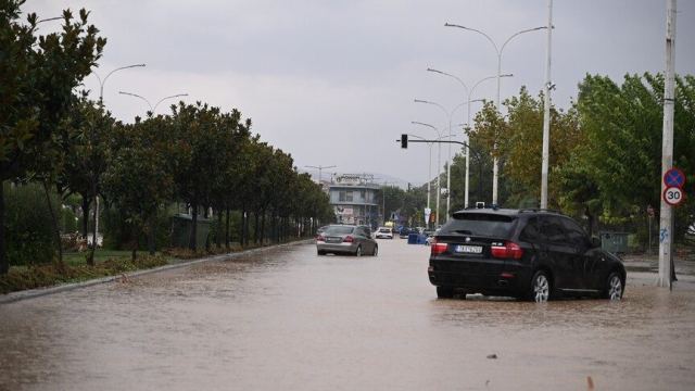 Yunanistan'da sel nedeniyle 1 kişi hayatını kaybetti