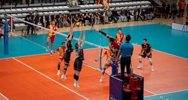 Galatasaray, Şampiyonlar Kupası'nı Kazandı