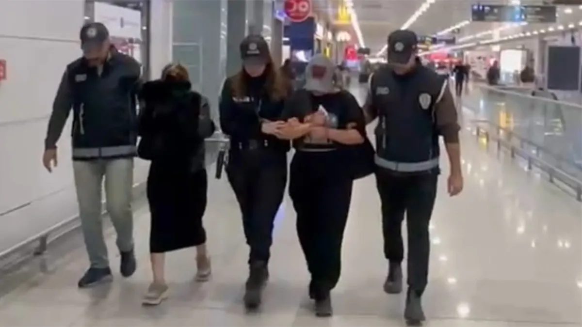 İstanbul'da Donörlük Yapan İki Kadın Havalimanında Yakalandı