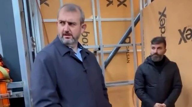 Güngören Belediye Başkanı Demir, Pisuvara İzin Vermedi