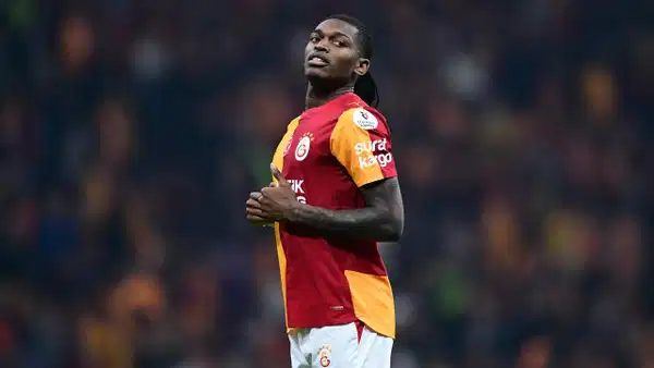 Galatasaray'da Rafael Leao 15 Dakika Sonra Oyundan Alındı