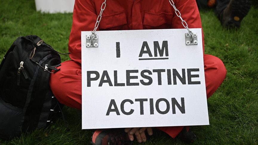 Rooney'nin Kitapları, Palestine Action Desteği Nedeniyle Satıştan Kaldırıldı