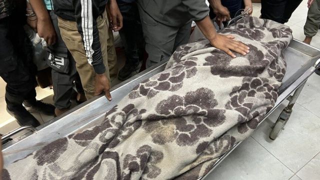 İsrail Gazze'de Saldırılara Devam Ediyor, 2 Filistinli Hayatını Kaybetti