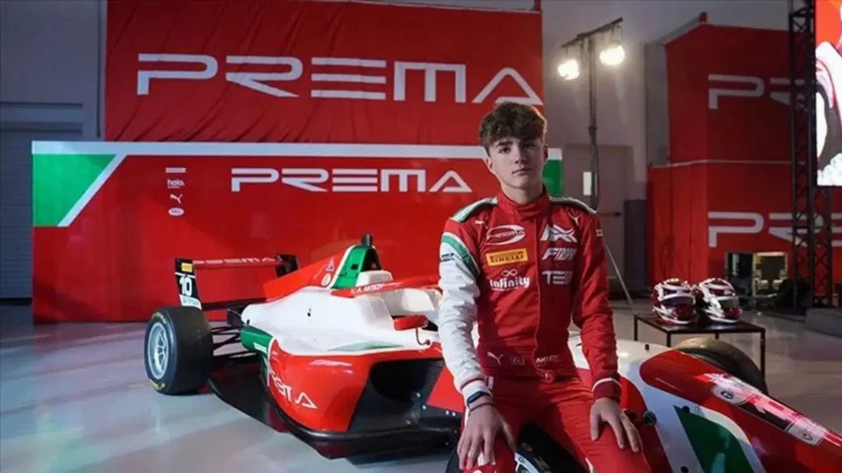 Alp Aksoy, Ferrari Sürücü Akademisi'ne katıldı