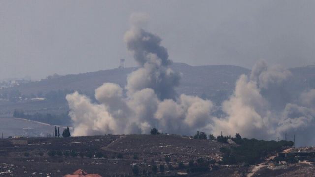 İsrail Ordusu Lübnan'ın Güneyine Saldırılar Düzenliyor