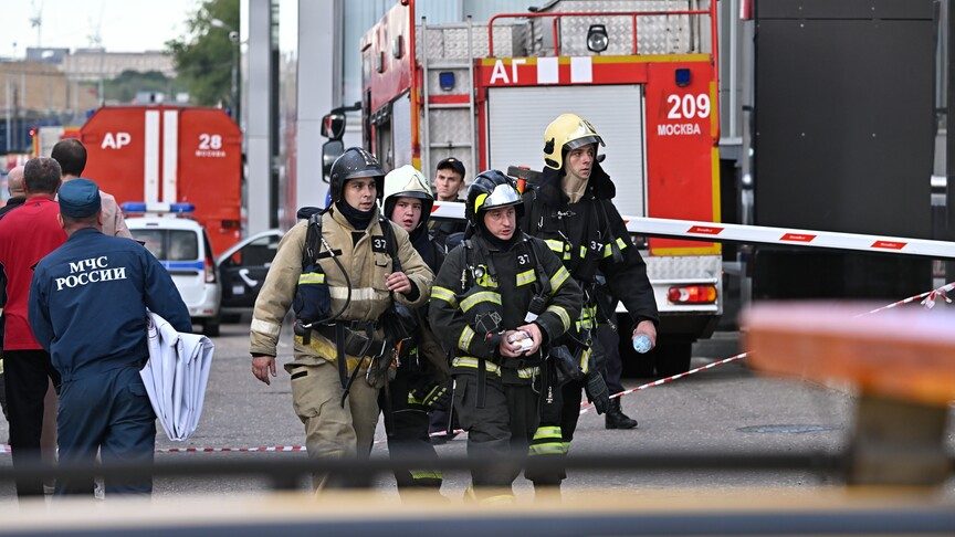 Rusya'da İHA saldırıları St. Petersburg'daki tesisleri hedef aldı