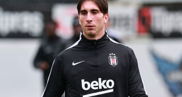 Orkun Kökçü 2-3 hafta sahalardan uzak kalacak