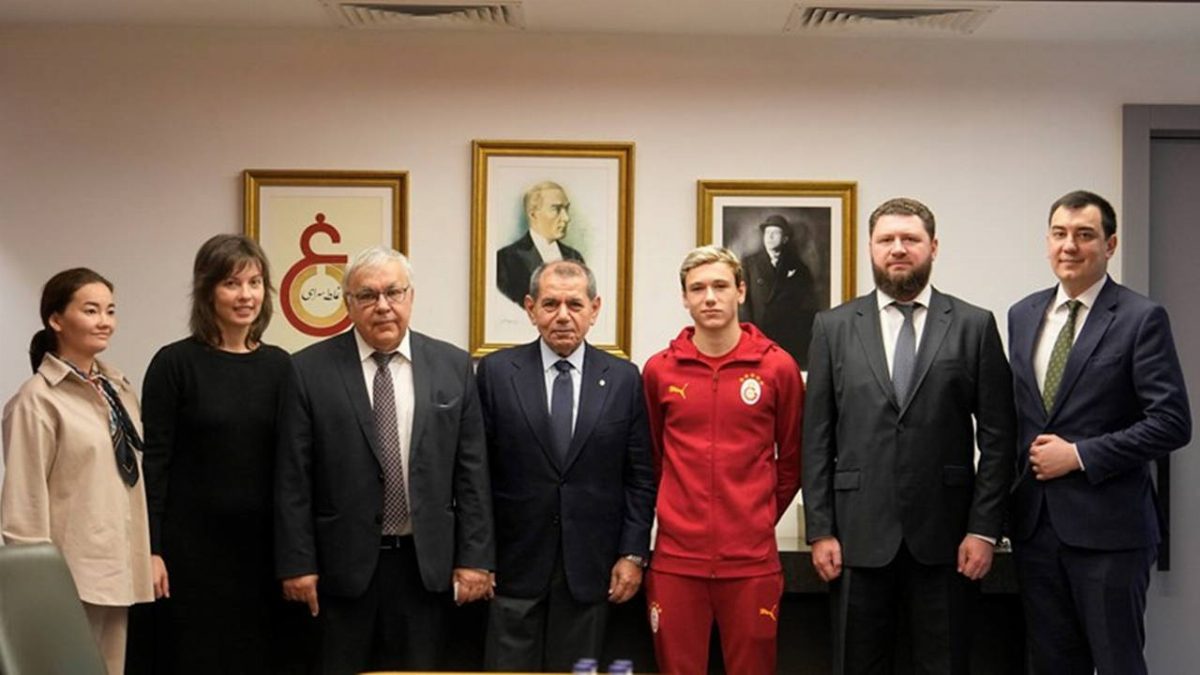 Galatasaray'a Rus Heyetinden Ziyaret Gerçekleşti
