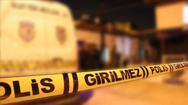 Çekmeköy'de araçta silahla vurulmuş erkek cesedi bulundu