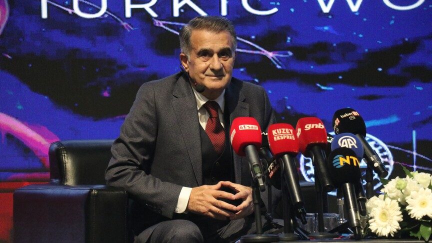 Şenol Güneş, Trabzon'da Gençlerle Futbol Tecrübelerini Paylaştı