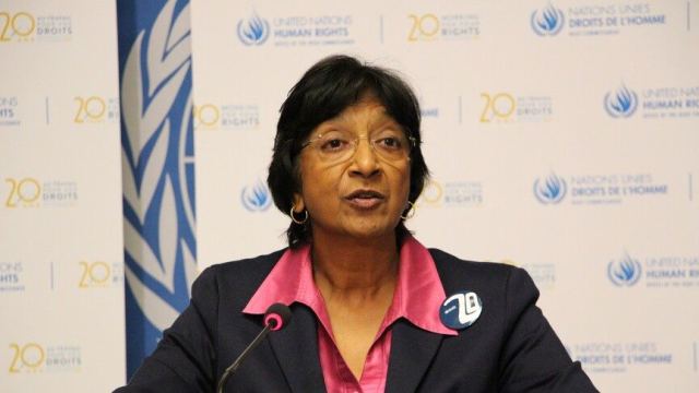 Pillay, UCM'ye Destek İçin Lahey'de Ziyarette Bulundu