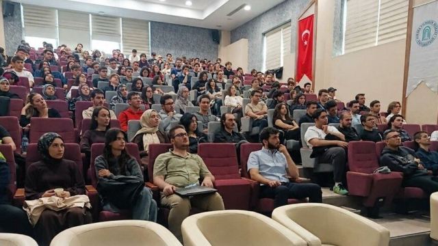 Yapay Zeka Ajanlarının Siber Güvenlikte Kullanımı Eğitimi Verildi