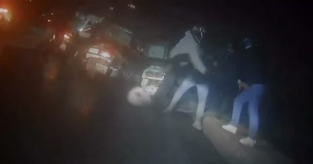 Sarıyer'de Motokuryeye Saldırı: Kaskla Vuruldu