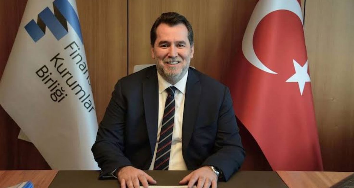 Ali Emre Ballı Çekmeköy'de otomobilinde intihar etti