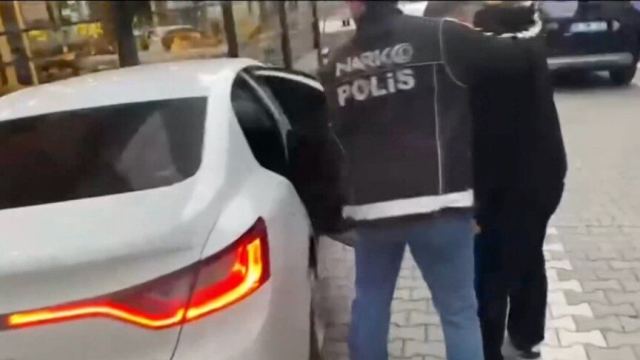 İstanbul merkezli uyuşturucu operasyonunda 42 şüpheli yakalandı