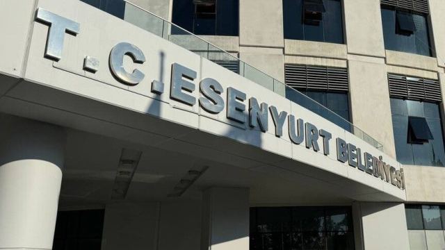 Esenyurt Belediyesine yolsuzluk soruşturmasında 17 gözaltı