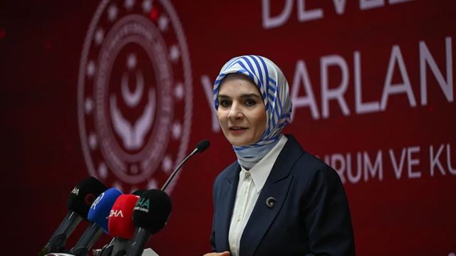 Bakan Göktaş, İstanbul'daki yağışlardan etkilenenlere destek verecek