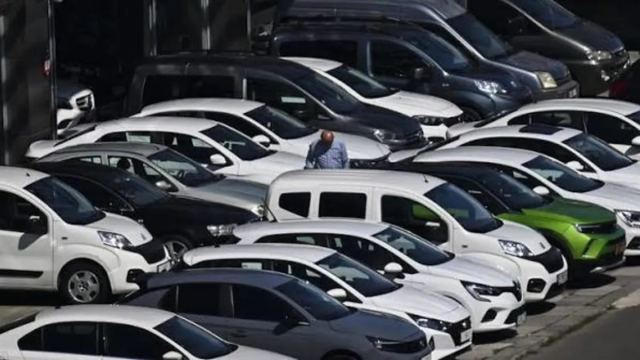 İstanbul'da İkinci El Araç Dolandırıcılığı Operasyonu Gerçekleşti