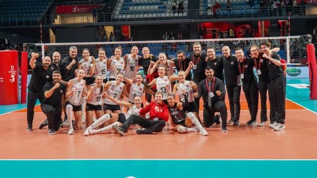 Türk Hava Yolları, Galatasaray'ı 2-0'dan geri dönerek yendi