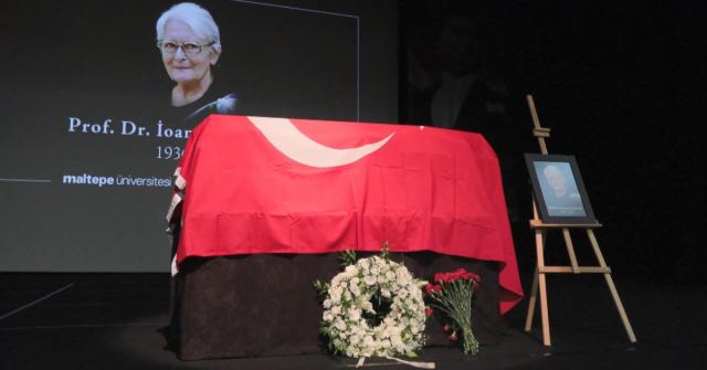 İoanna Kuçuradi için Maltepe'de anma töreni düzenlendi