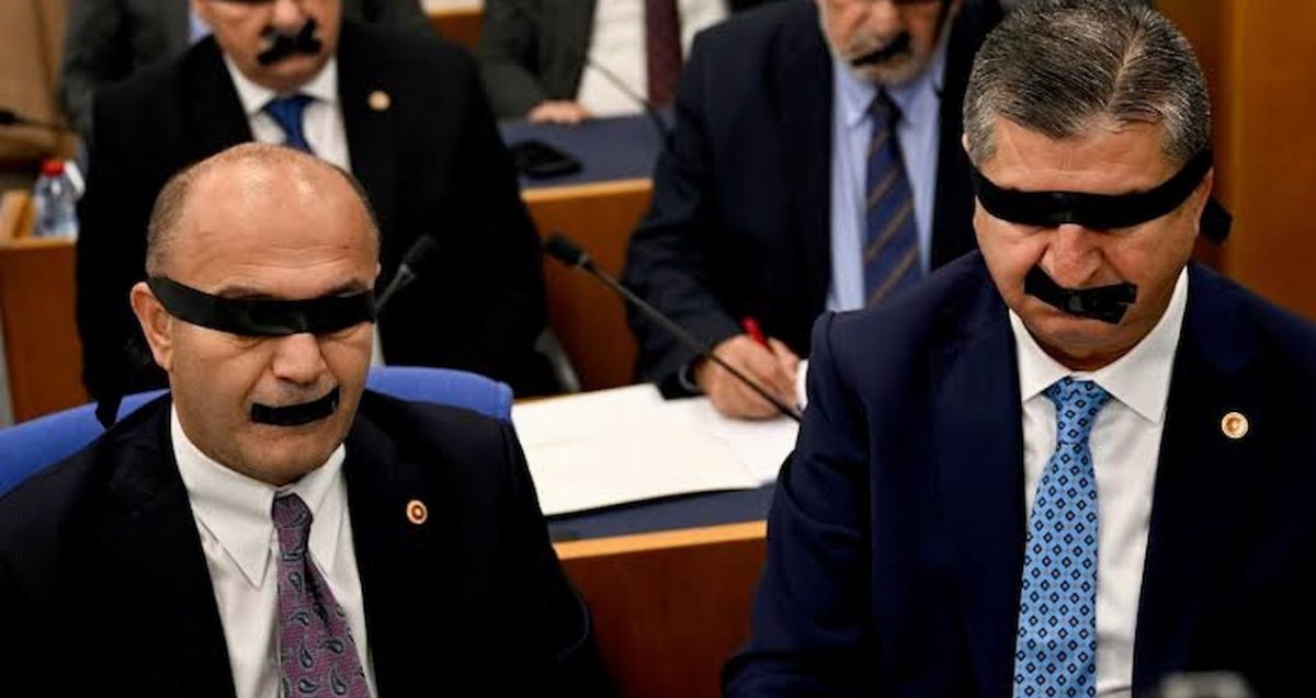 YENİ Parti'nin Meclis eylemine sosyal medyadan tepki geldi