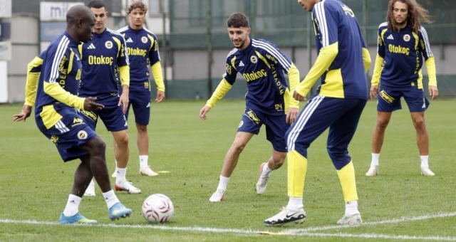 Fenerbahçe 8 Maçlık Kader Maratonuna Çıkıyor