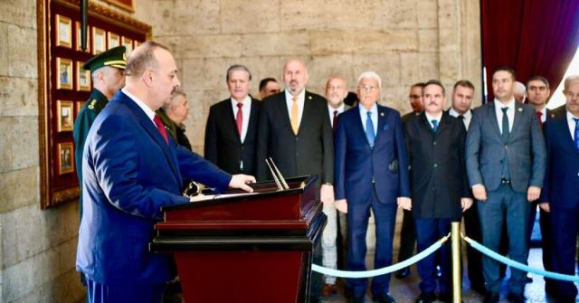 Muhtarlar Günü dolayısıyla Ankara'da Anıtkabir ziyareti