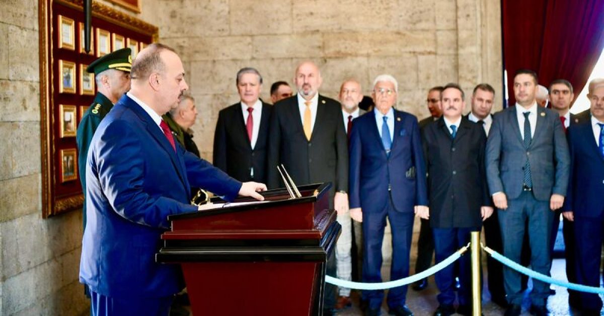 Muhtarlar Günü dolayısıyla Ankara'da Anıtkabir ziyareti