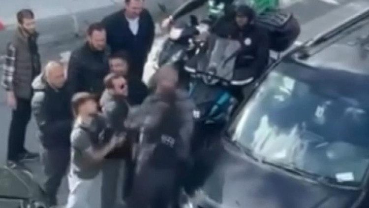Bayrampaşa'da yol verme kavgasına 720 bin TL ceza kesildi