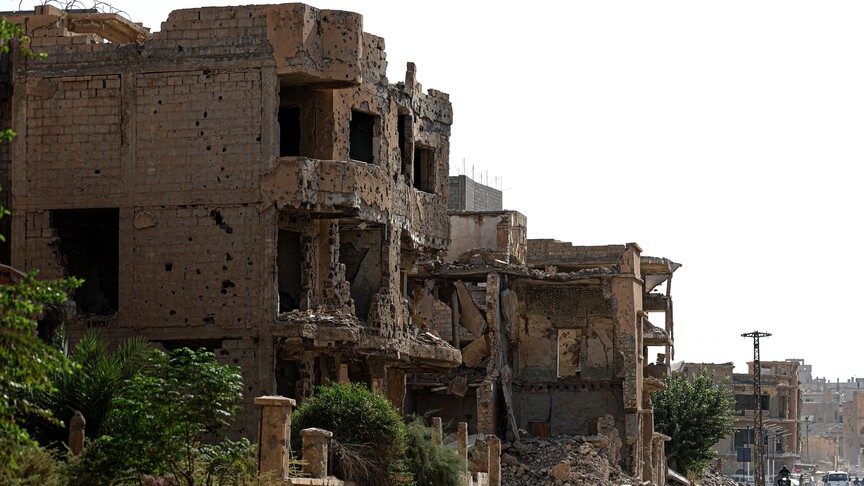 İsrail Ordusu, Şam Kırsalında Terk Edilmiş Binası Hava Bombardımanına Tuttu