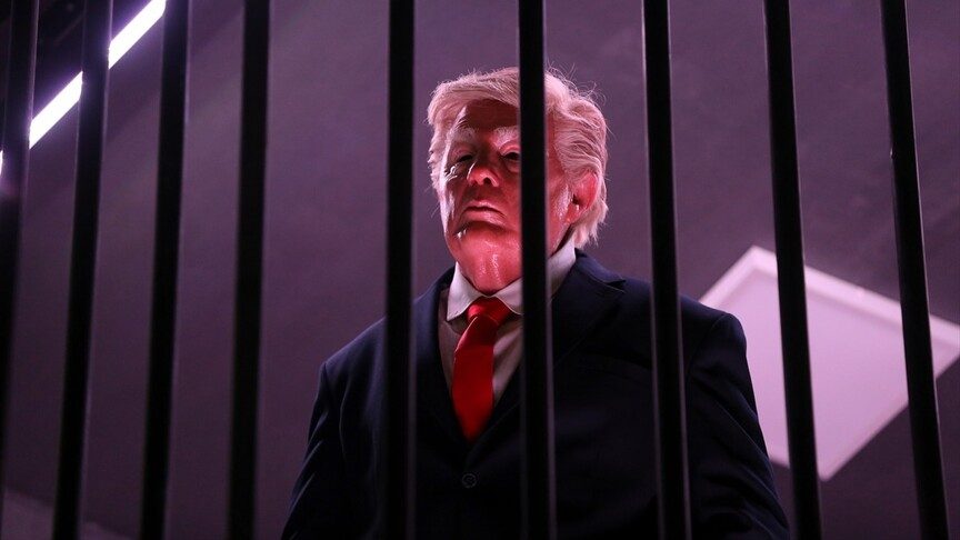 Trump, İran'da Sembolik Olarak Hapishaneye Atıldı