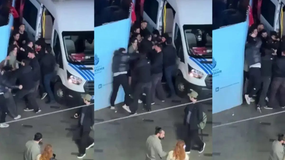 Taksim'de Soma protestosu: Gençler gözaltına alındı