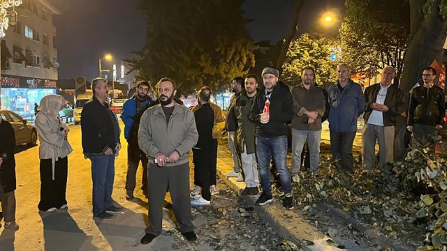 Eyüpsultan'da ağaç kesimi iddiaları nedeniyle İBB'ye tepki
