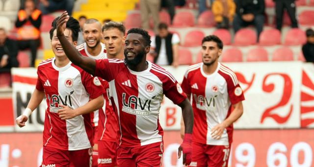 Batman Petrolspor, İstanbulspor'u 6 gollü maçta yendi