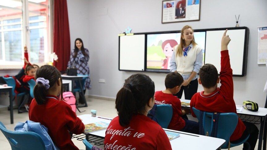Safa Okulları'nda ilkokul öğrencilerine İnsan Hakları Atölyesi