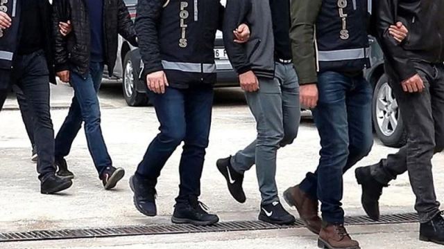 İzmir'de Yasa Dışı Bahis Ağına Operasyon: 32 Şüpheli Yakalandı