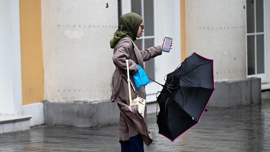 Meteoroloji İstanbul için kuvvetli rüzgar ve fırtına uyarısı