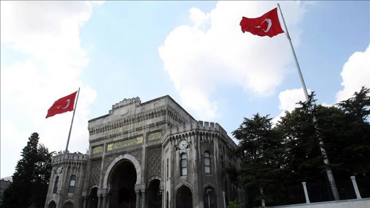 İstanbul'daki üniversitelerde eğitime sağanak nedeniyle ara verildi